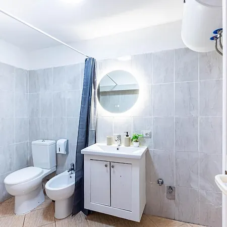 Apartment Dhermi's Icon Big 2 *